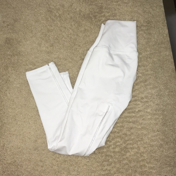 Alo - Picture 6 of 7